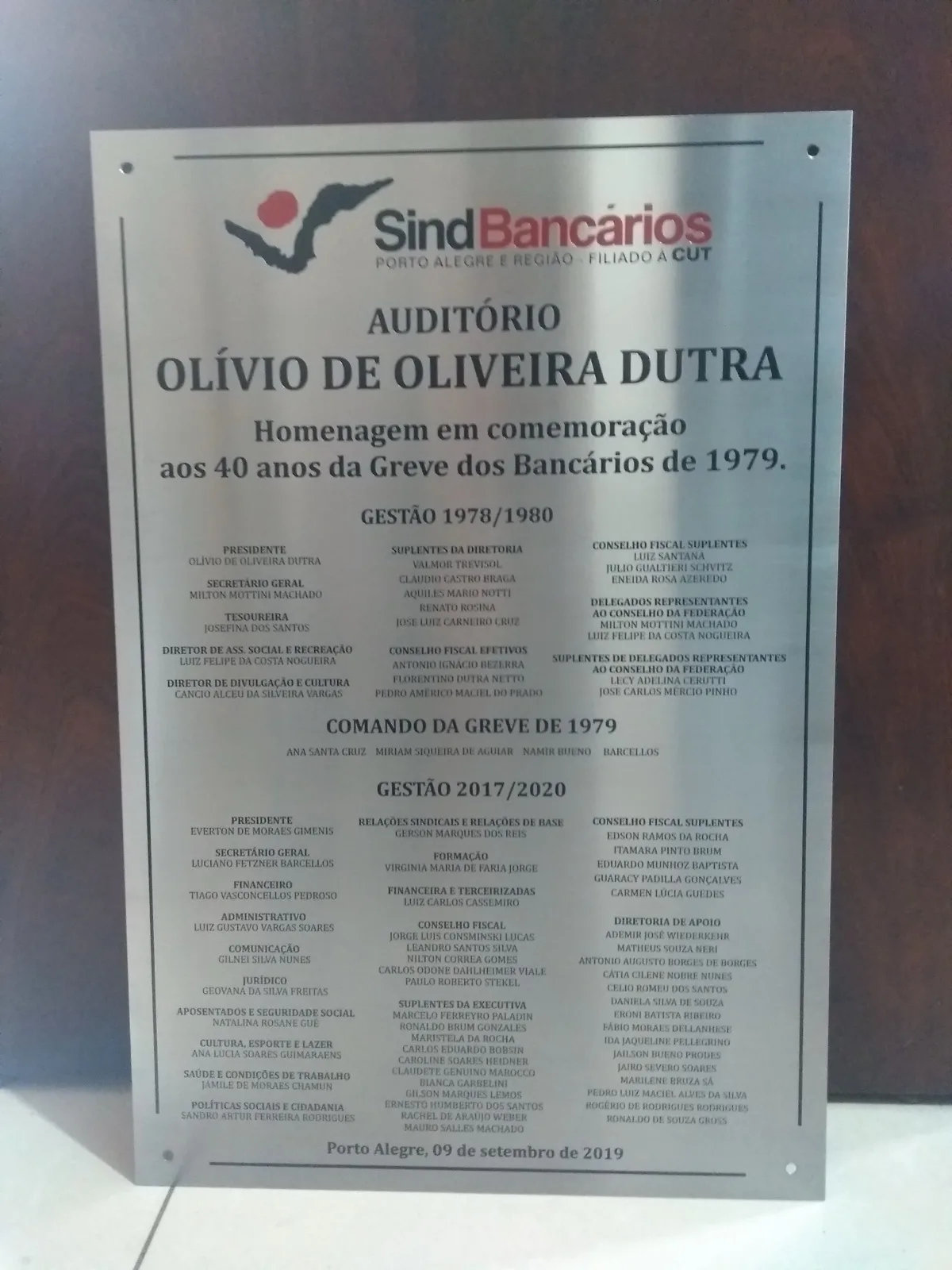Placa Comemorativa Institucional